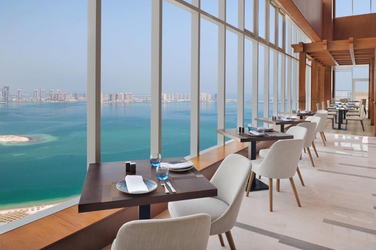 Delta Hotels By Marriott City Center Доха Экстерьер фото The View at The Palm