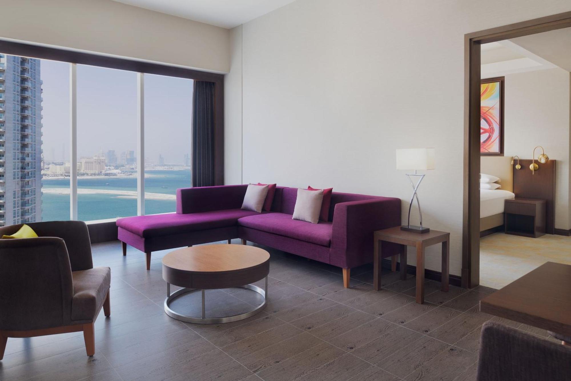 Delta Hotels By Marriott City Center Доха Экстерьер фото Suite