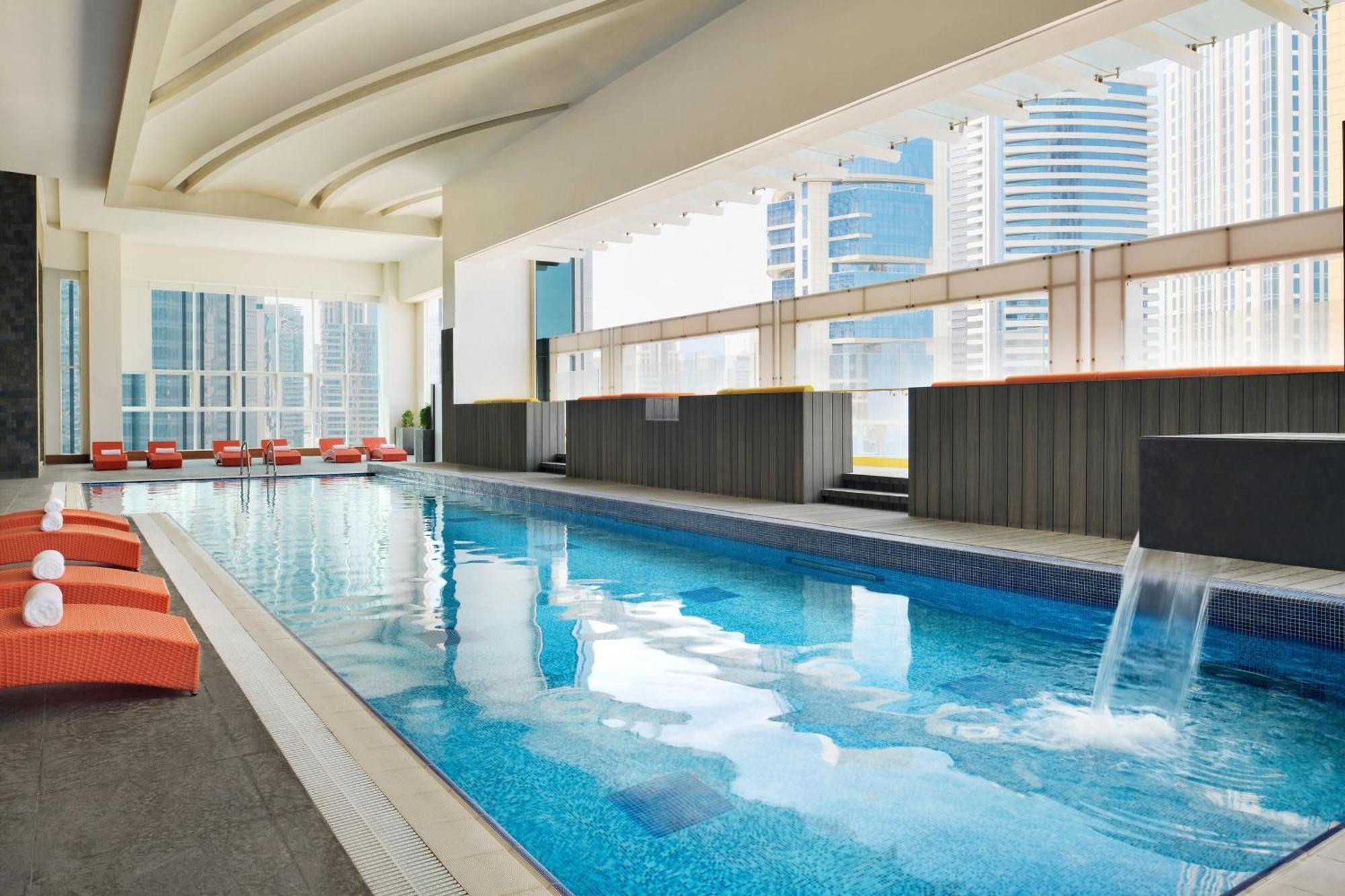 Delta Hotels By Marriott City Center Доха Экстерьер фото The swimming pool at the 39th floor